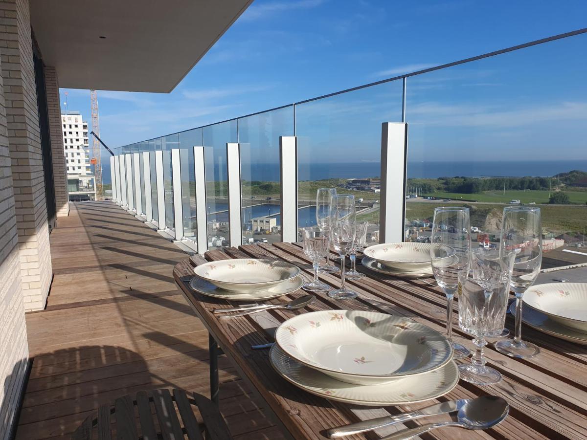 Central Park Tower Sea View Residence With Pool And Gym Oostende Dış mekan fotoğraf