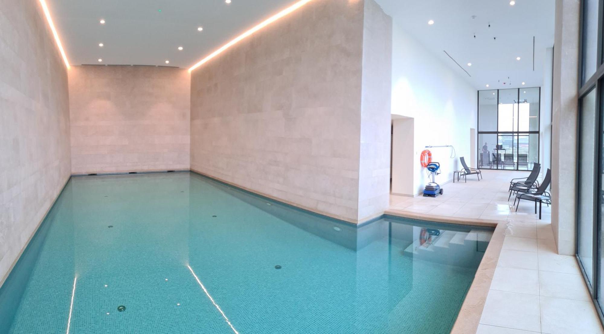 Central Park Tower Sea View Residence With Pool And Gym Oostende Dış mekan fotoğraf